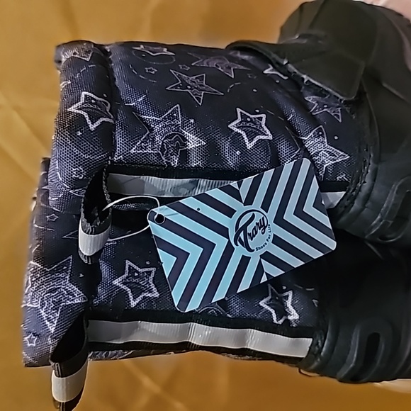 J Toddler Boys Girls Purple Star Snow Boot Waterproof Insulated Traction Sole 12 - Picture 5 of 8